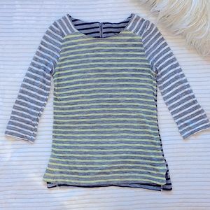 Striped gray and yellow shirt with zipper - size M